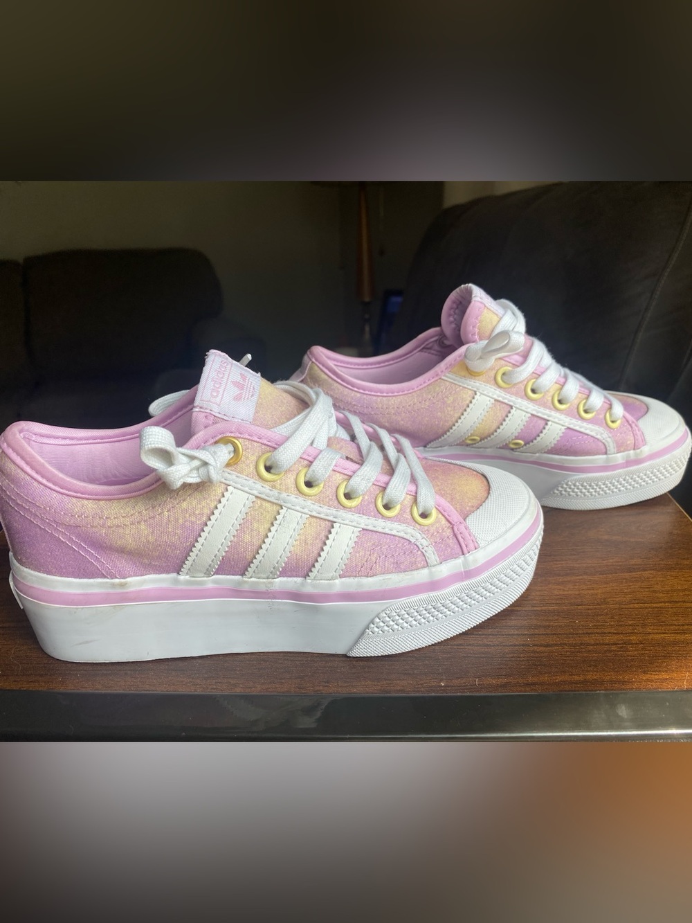 adidas Nizza Platform Sneakers Pink Iridescent Youth 4 / Women's 5 EUC
